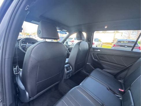 Used 2024 Volkswagen Tiguan SE R-Line AWD/4WD image 14
