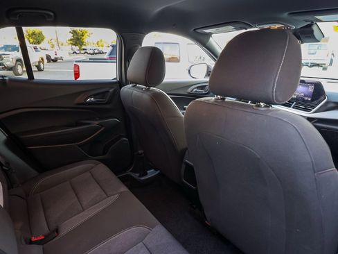 Used 2024 Chevrolet Trax RS w/ Driver Confidence Package image 17