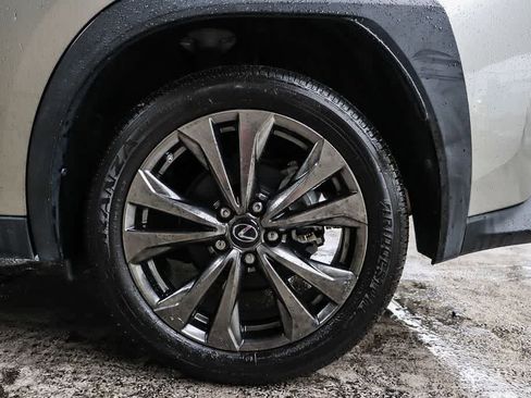 Used 2019 Lexus UX 200 F Sport w/ F Sport Premium Package FWD image 10