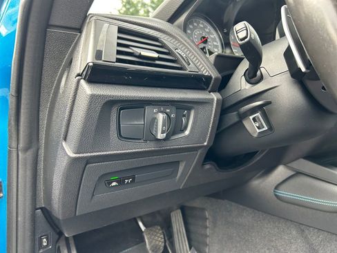 Used 2017 BMW M2 image 22