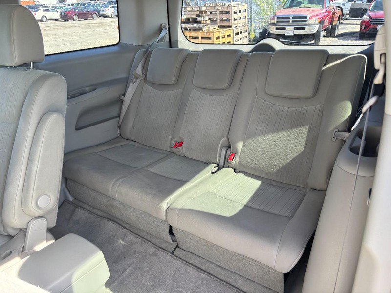 Used 2014 Nissan Quest SV FWD image 13