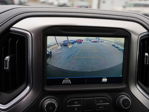 Used 2021 Chevrolet Silverado 1500 LT Trail Boss w/ LPO, Dark Essentials Package AWD/4WD image 29