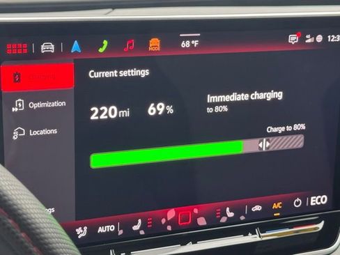 Used 2025 Volkswagen ID.4 Pro image 39