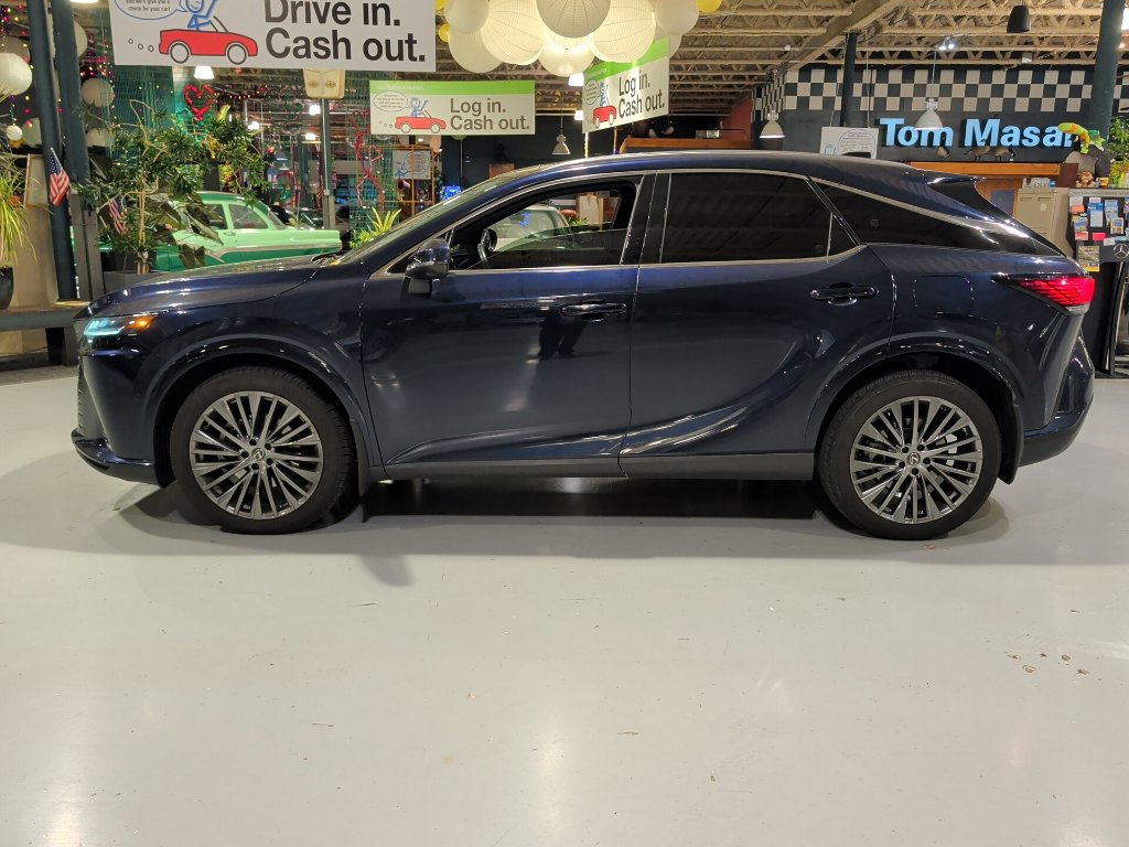 Used 2024 Lexus RX 450h AWD w/ Convenience Package image 16