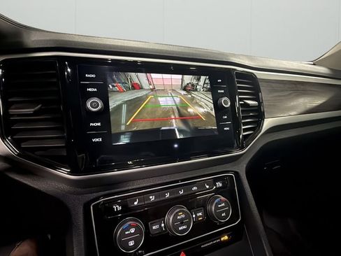 Used 2022 Volkswagen Atlas SE image 24