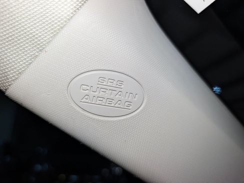 Used 2014 Toyota RAV4 LE AWD/4WD image 45