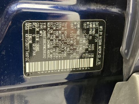 Used 2024 Nissan Rogue SV w/ SV Premium Package image 11