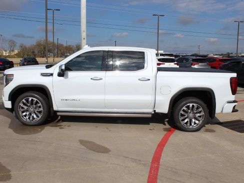 New 2026 GMC Sierra 1500 Denali image 2