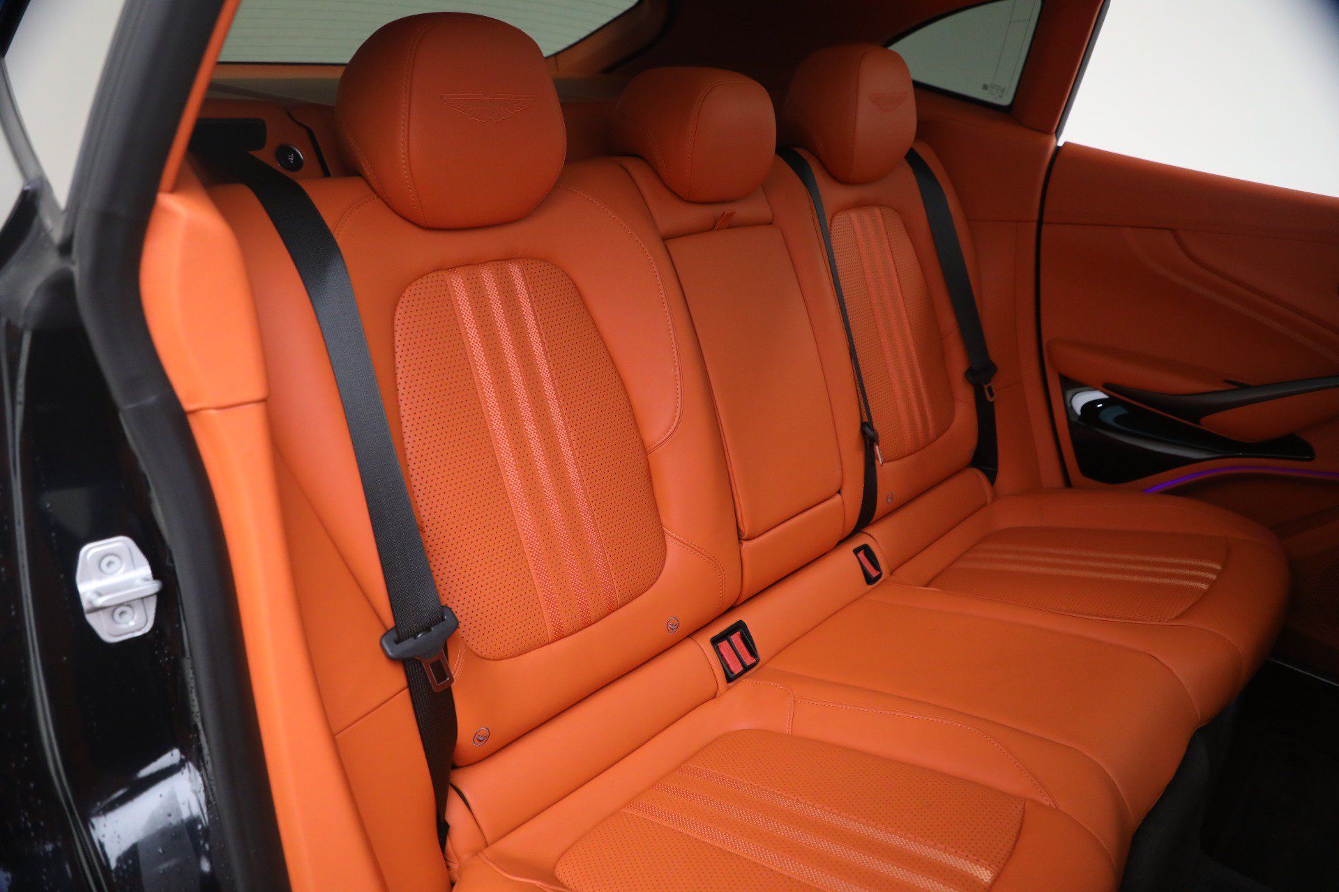 Used 2025 Aston Martin DBX 707 AWD/4WD image 26