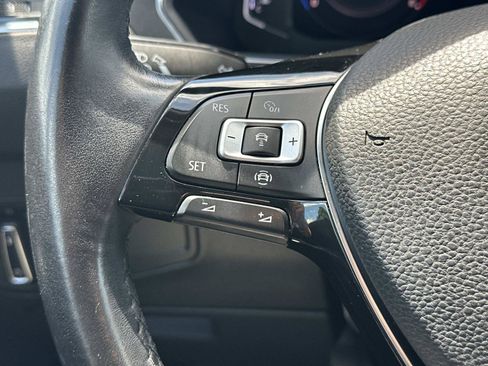 Used 2019 Volkswagen Tiguan SEL AWD/4WD image 22