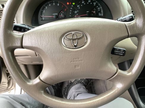 Used 2004 Toyota Camry LE image 34