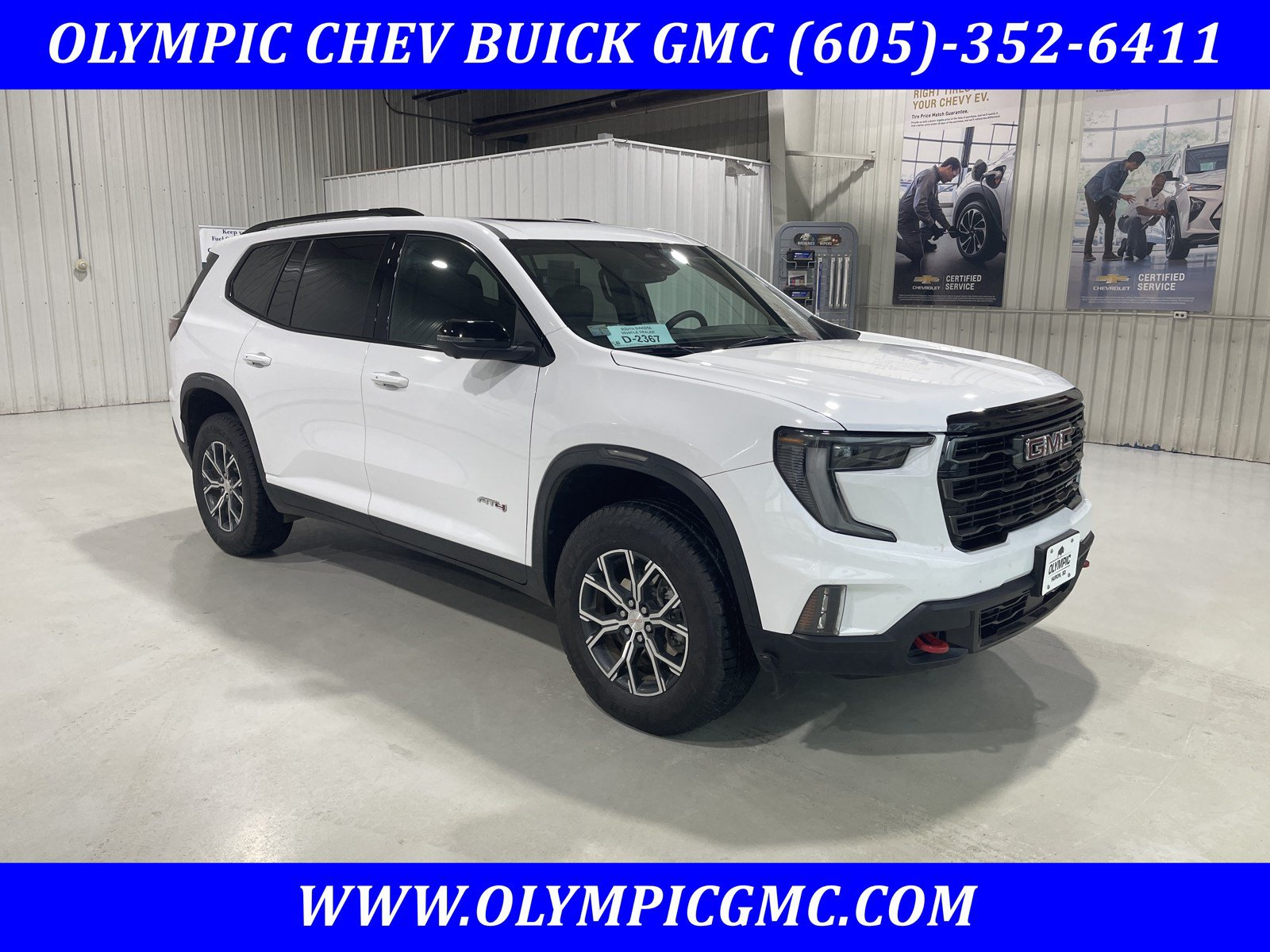 Used 2024 GMC Acadia AT4 w/ Luxury Package AWD/4WD image 1