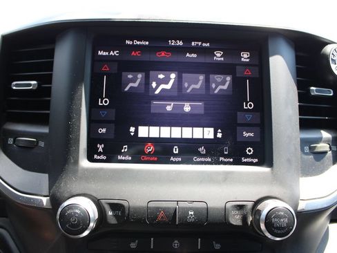 Used 2020 RAM 2500 Big Horn w/ Level 2 Equipment Group AWD/4WD image 36