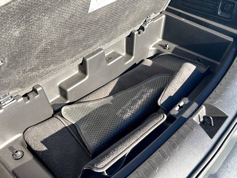 Certified 2018 Chevrolet Traverse LT image 16