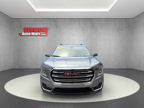 Used 2024 GMC Terrain SLT AWD/4WD image 2