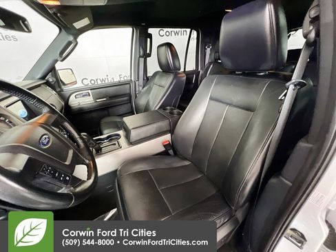 Used 2017 Ford Expedition EL XLT w/ Equipment Group 202A AWD/4WD image 25