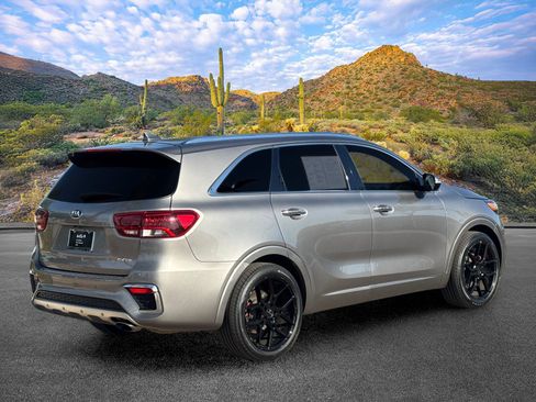 Used 2019 Kia Sorento SX w/ SX Touring Package FWD image 4