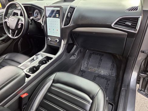 Certified 2023 Ford Edge SEL image 16