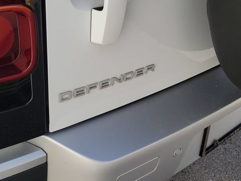 Used 2024 Land Rover Defender 130 S AWD/4WD image 8
