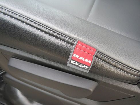 New 2023 RAM 4500 Tradesman image 17