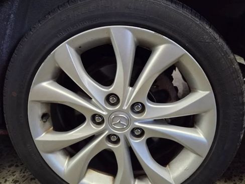 Used 2010 MAZDA MAZDA3 s Sport FWD image 16