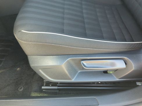 Certified 2024 Volkswagen Jetta Sport image 14