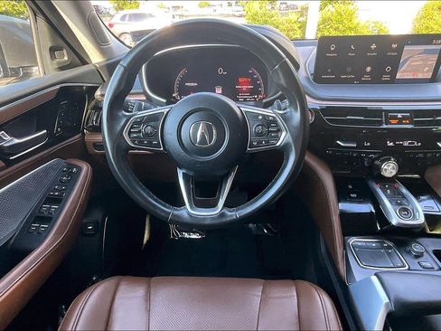 Used 2023 Acura MDX SH-AWD w/ Technology Package image 5