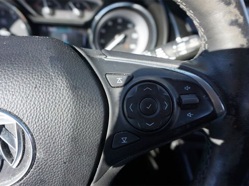 Used 2019 Buick Envision Essence image 9