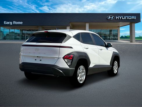 New 2026 Hyundai Kona SE AWD/4WD image 7