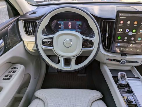 New 2026 Volvo XC60 T8 Ultra w/ Protection Package Premier AWD/4WD image 16