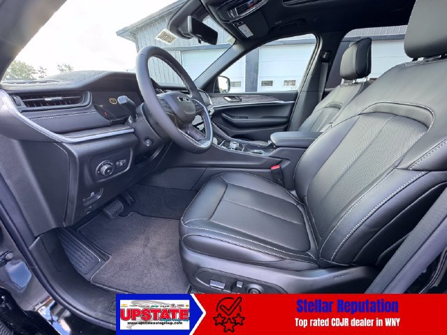 New 2027 Jeep Grand Cherokee Limited AWD/4WD image 3
