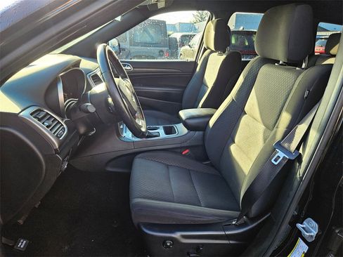 Certified 2020 Jeep Grand Cherokee Laredo w/ Security & Convenience Group image 12