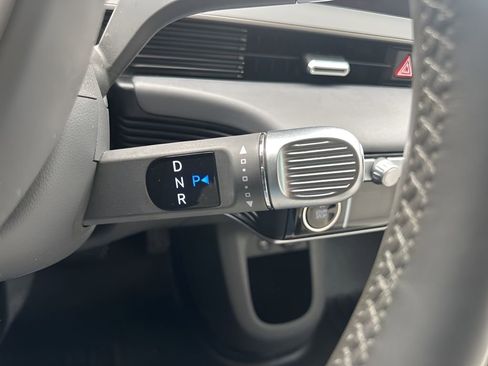 Used 2022 Hyundai Ioniq 5 SEL image 16