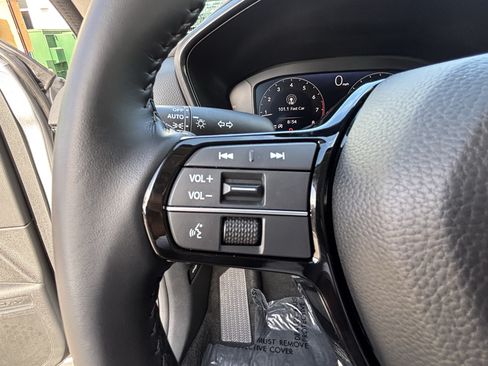 Used 2026 Honda CR-V EX-L image 25