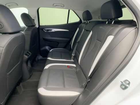 Certified 2025 Buick Envision Sport Touring image 57