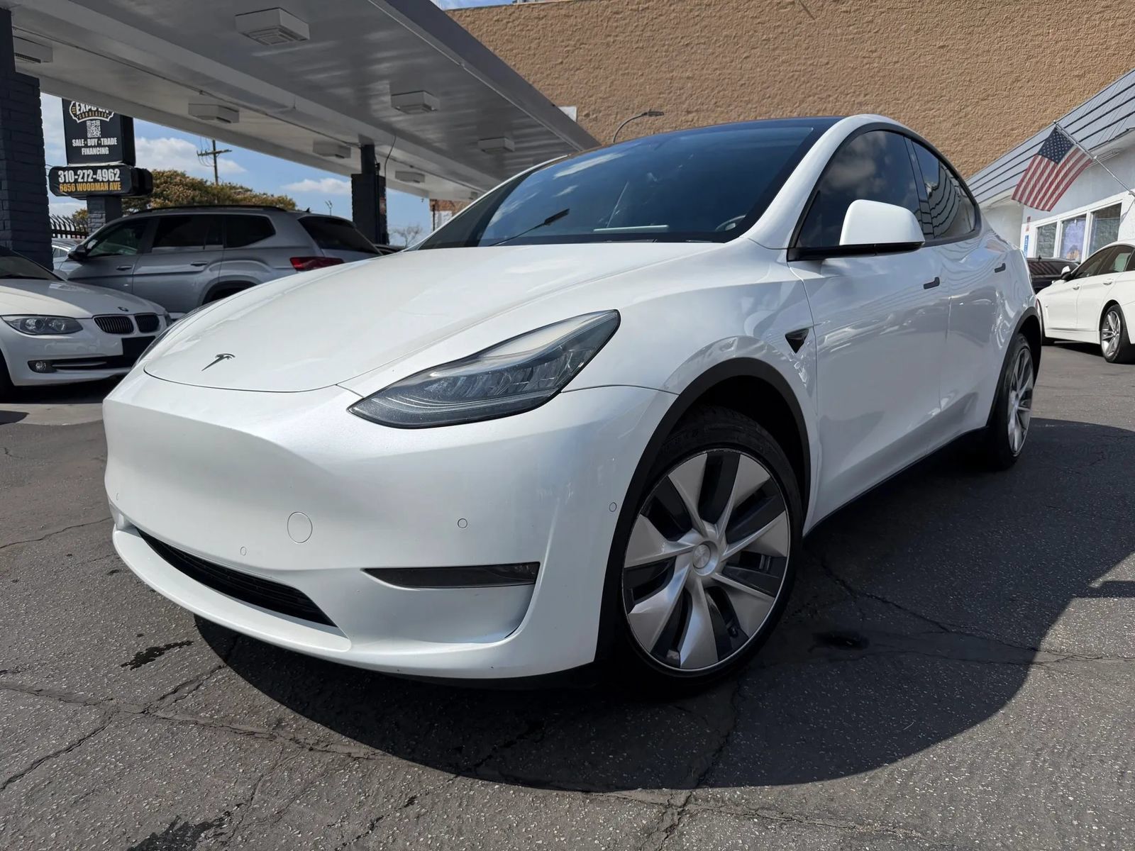 Used 2021 Tesla Model Y Long Range AWD/4WD image 2