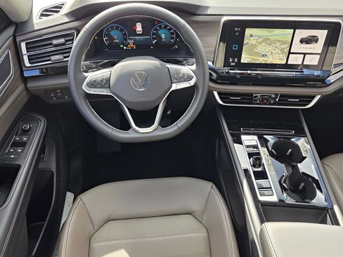 New 2026 Volkswagen Atlas SEL AWD/4WD image 10