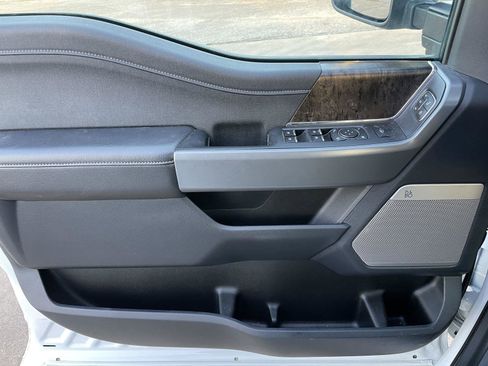 Used 2024 Ford F250 Lariat w/ FX4 Off-Road Package image 30