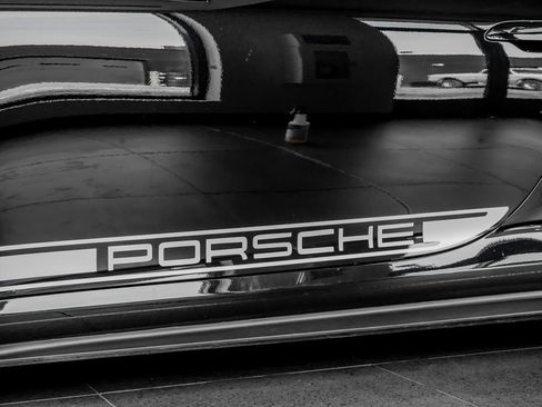 Certified 2022 Porsche 911 GT3 RWD image 34