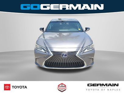 Used 2020 Lexus ES 300h w/ Premium Package