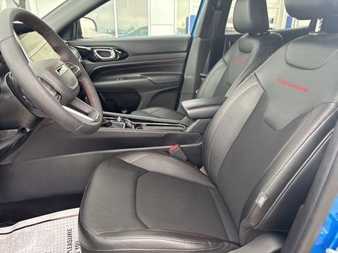 Used 2024 Jeep Compass Trailhawk w/ Sun and Sound Group image 12