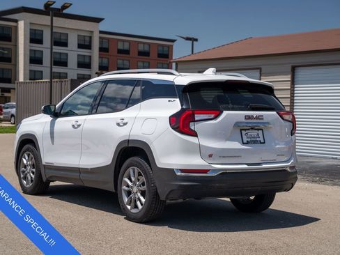 Used 2022 GMC Terrain SLT image 5