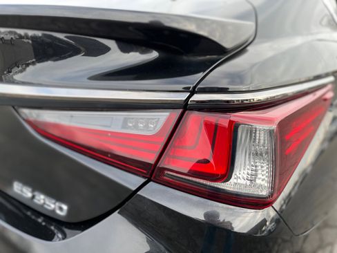 Used 2019 Lexus ES 350 F Sport image 6