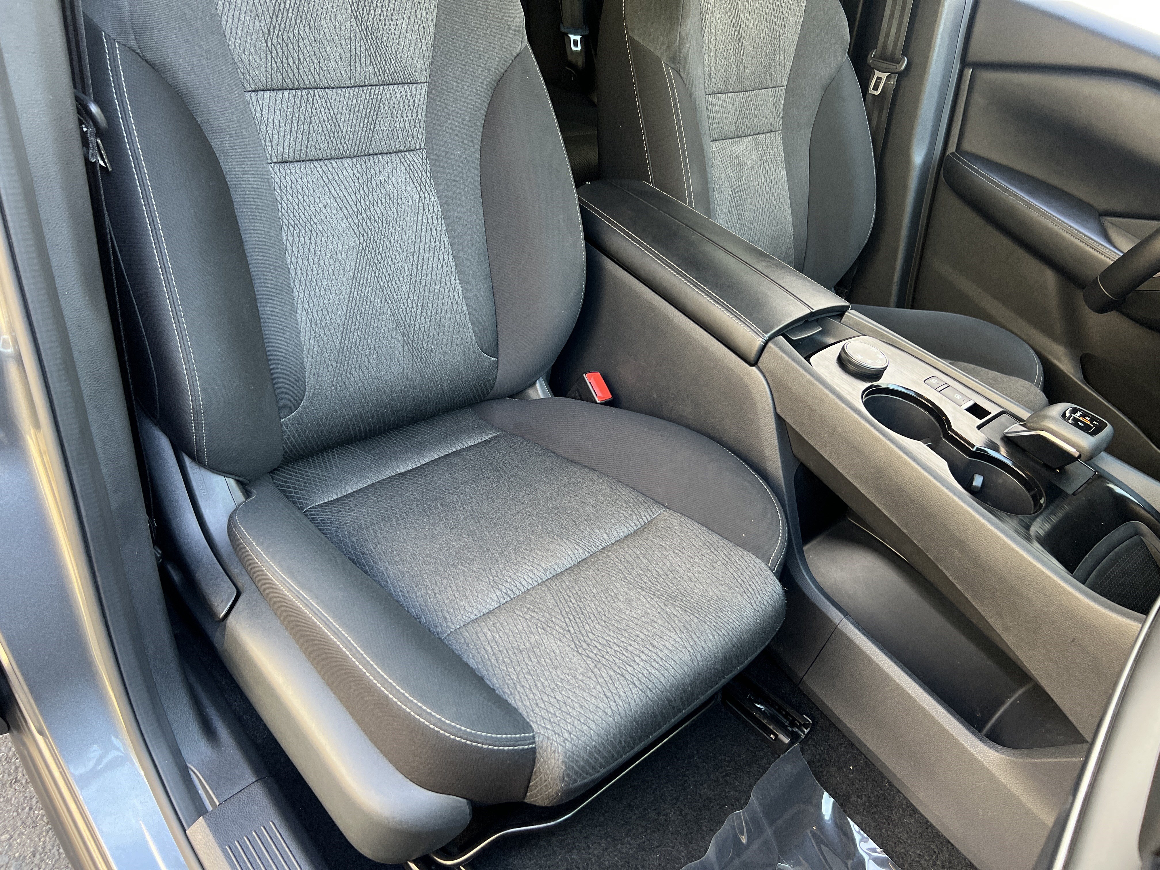 Used 2025 Nissan Rogue SV AWD/4WD image 22