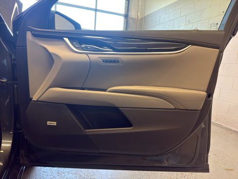Used 2014 Cadillac XTS Vsport Premium AWD/4WD image 21