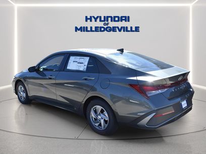 New 2026 Hyundai Elantra SE