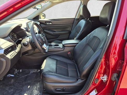 Used 2020 Nissan Altima 2.5 SR FWD image 10