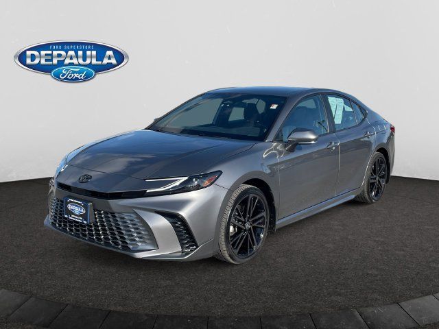 Used 2025 Toyota Camry XSE AWD/4WD image 1