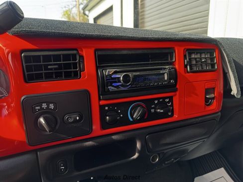 Used 2004 Ford F250 XL image 34