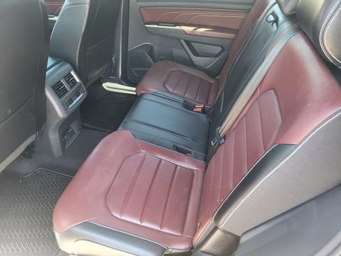 Used 2022 Volkswagen Atlas Cross Sport SEL Premium R-Line AWD/4WD image 21